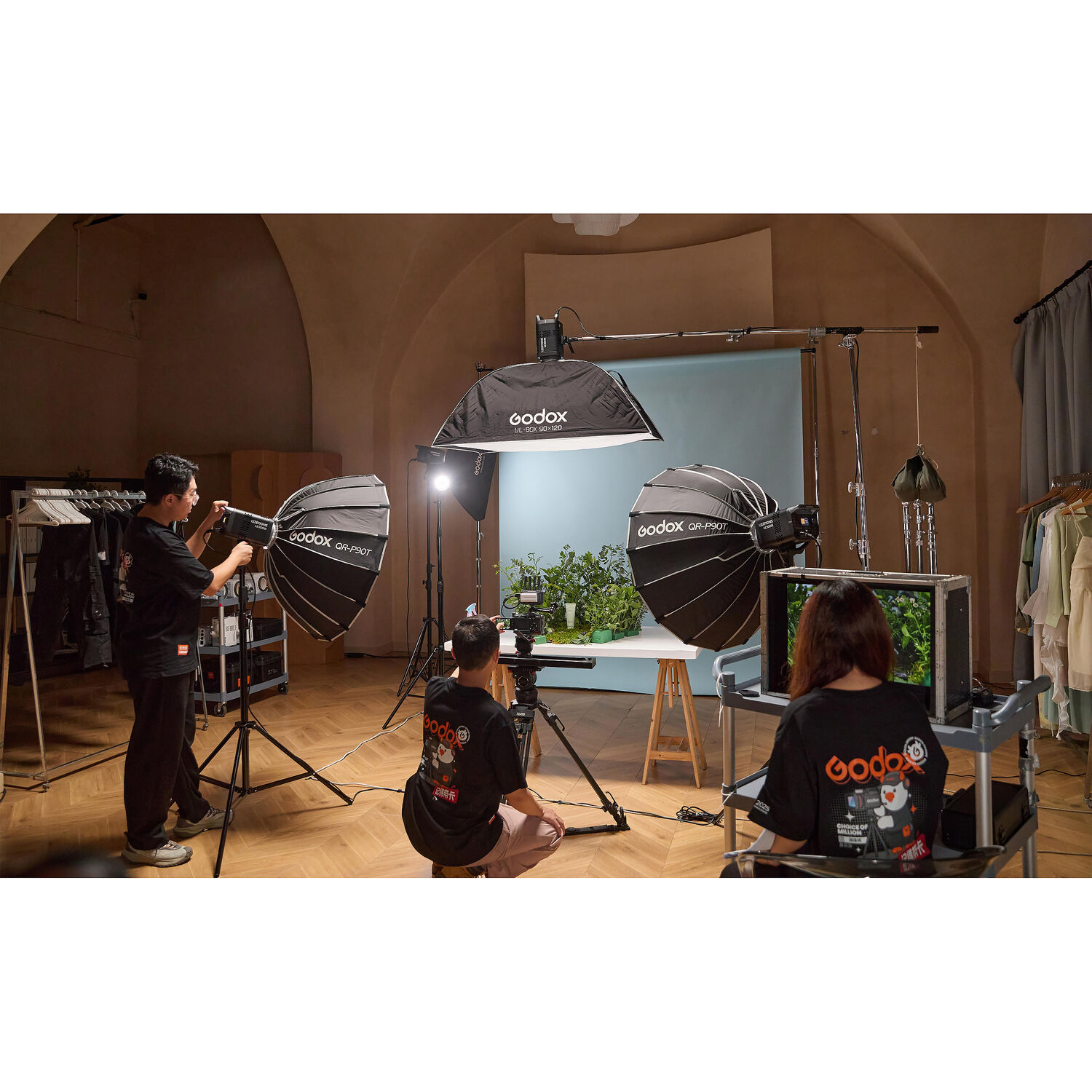 Godox Litemons LE300Bi LED Monolight - Image 4