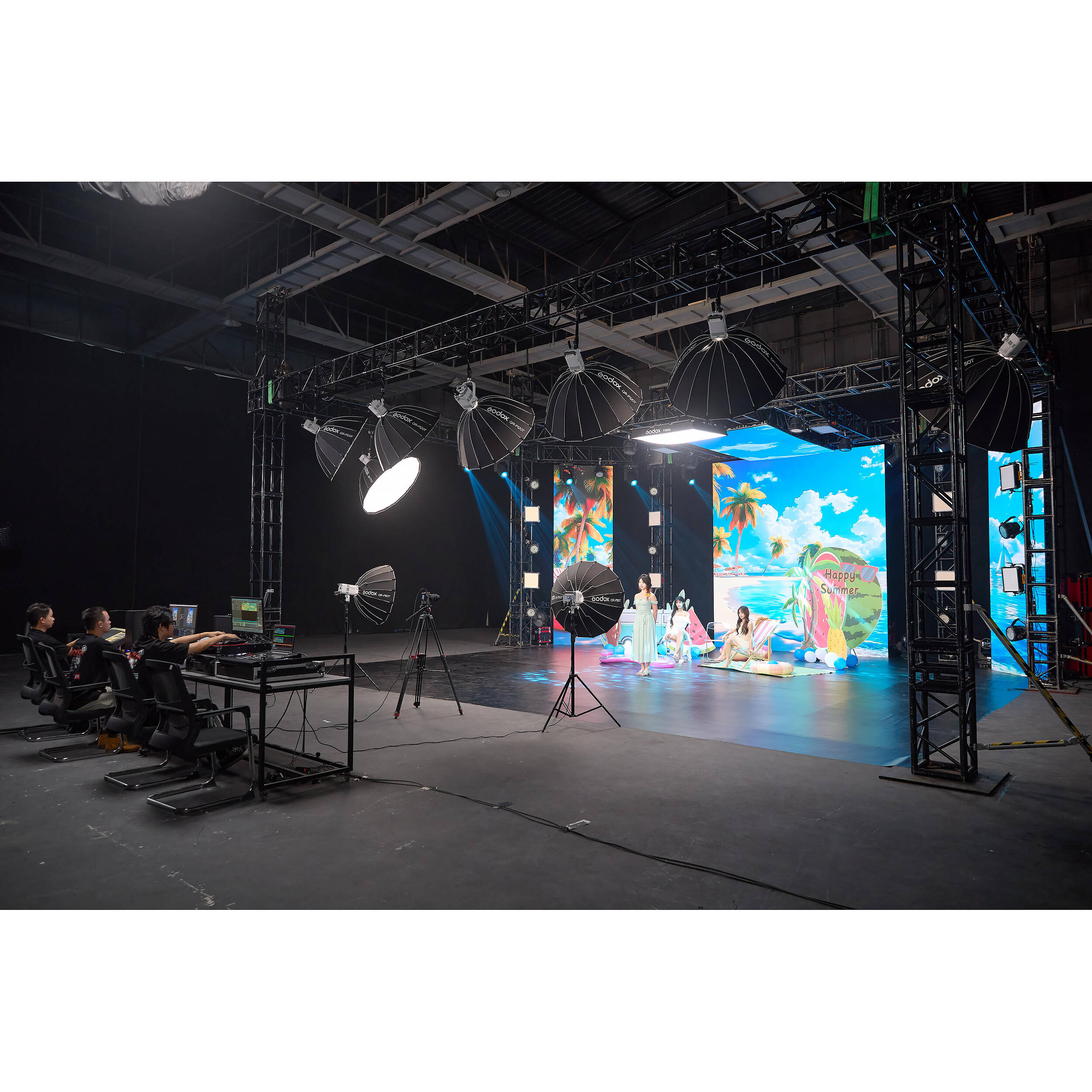 Godox Litemons LE300Bi LED Monolight - Image 10