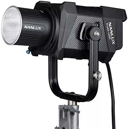Nanlux RF-NLM 26 and 60 Reflector Kit for Evoke 1200 - الصورة 3